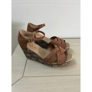 Maurices Faux Leather Wedge Sandals Size 9 Boho Design Brown Black